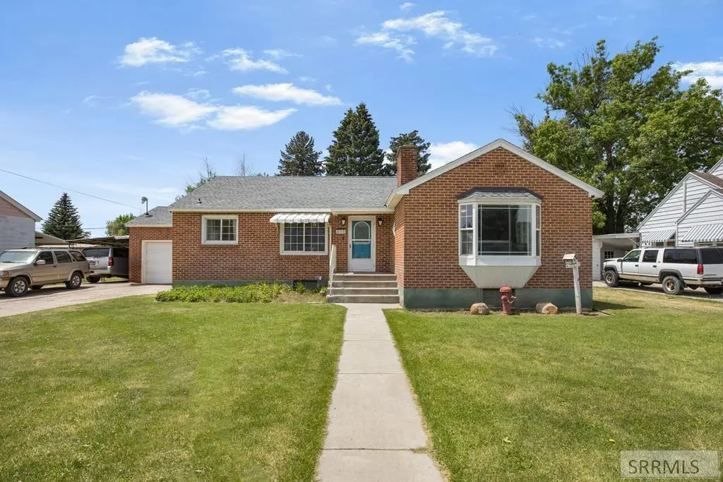 810 Main Street, Grace, ID 83241 - #1