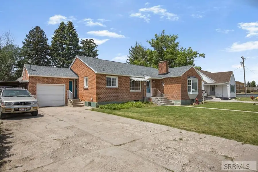 810 Main Street, Grace, ID 83241 - #3