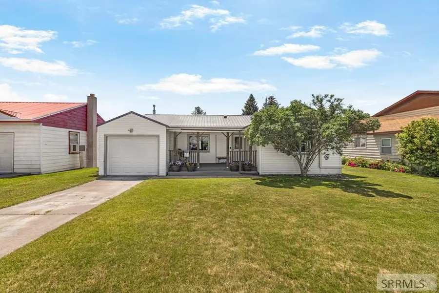 230 Shelley Street, Idaho Falls, ID 83402 - #2