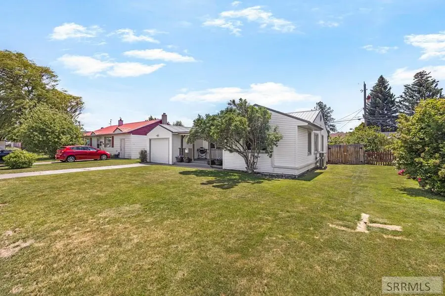 230 Shelley Street, Idaho Falls, ID 83402 - #3