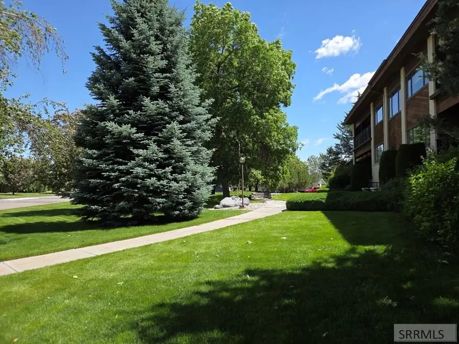 457 Parkway Circle, Idaho Falls, ID 83401 - #3