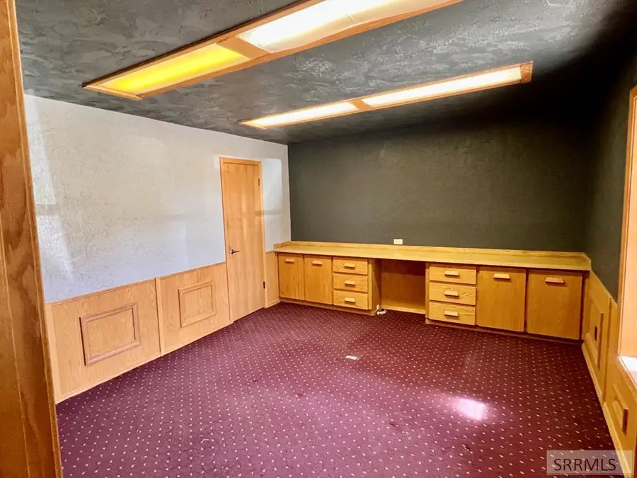 109 N 2nd W, Saint Anthony, ID 83445 - #2