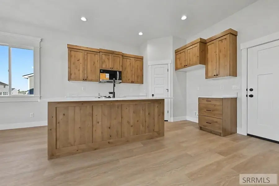 3090 Elixir Road, Ammon, ID 83406 - #3