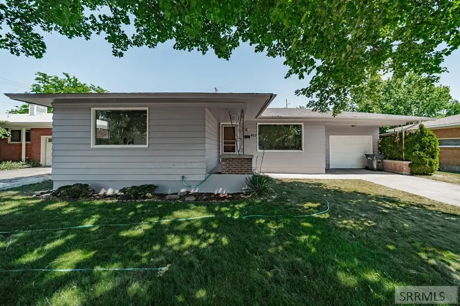 935 Stanger Avenue, Idaho Falls, ID 83404 - #2