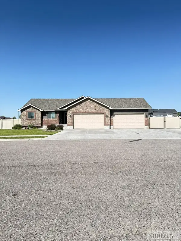 5503 Lakefield Cir, AMMON, ID 83406