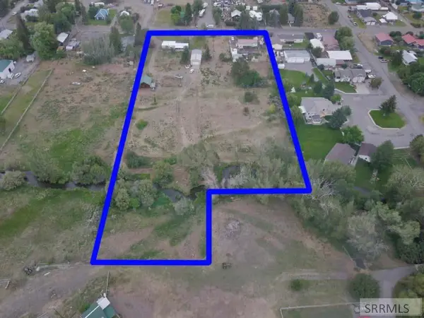 803/805 College Avenue, MACKAY, ID 83251