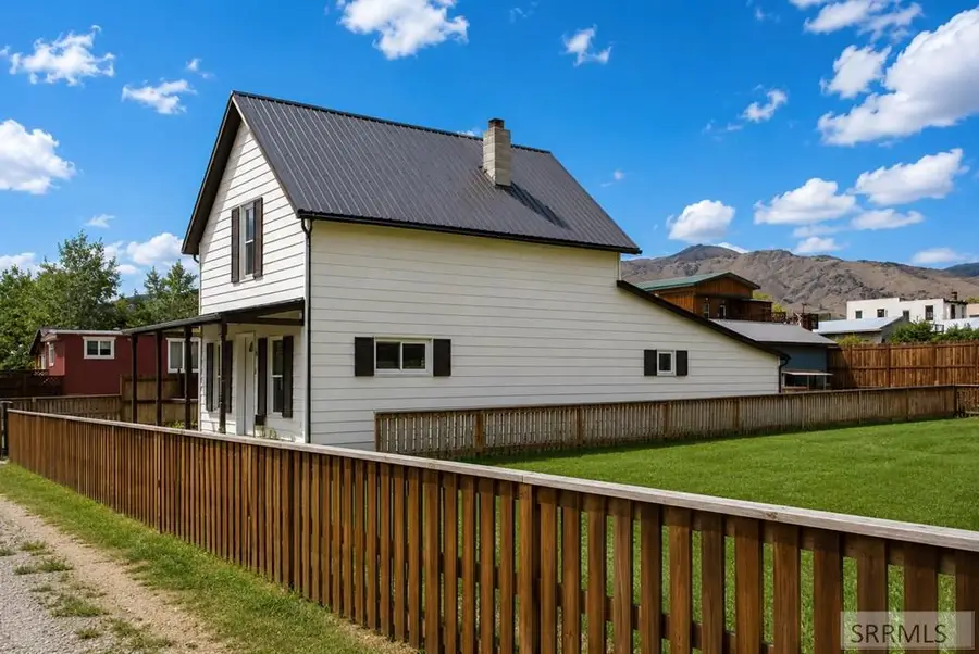 120 5th Avenue, Challis, ID 83226 - #2