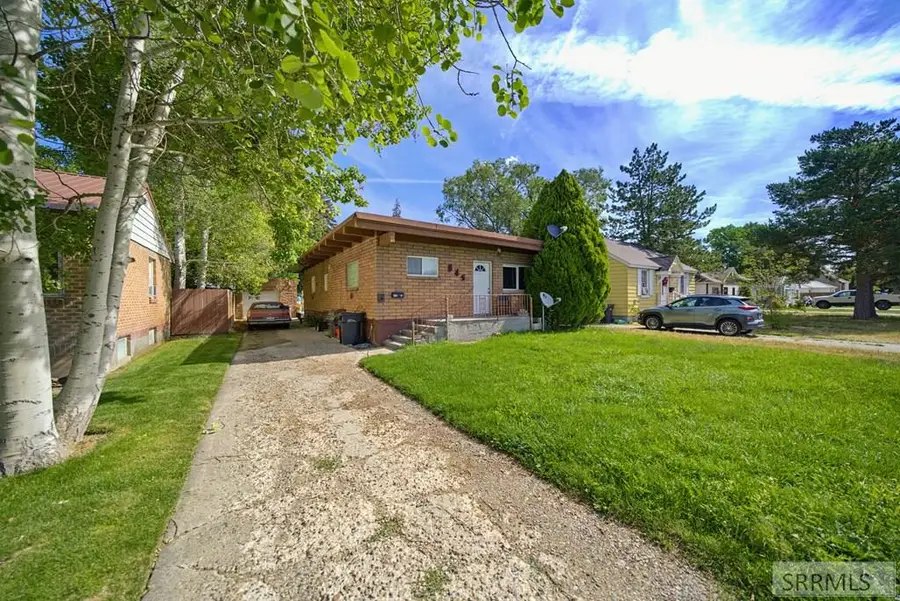 845 12th Street, Idaho Falls, ID 83404 - #3