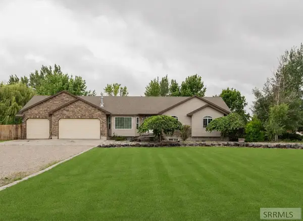 3860 390 N, RIGBY, ID 83442