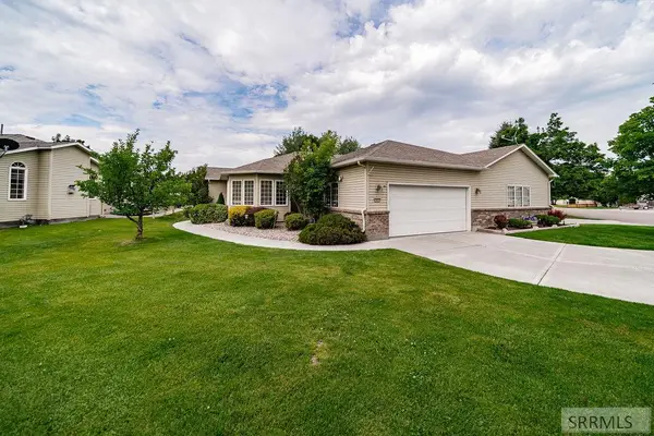 960 Escalante Avenue, IDAHO FALLS, ID 83404