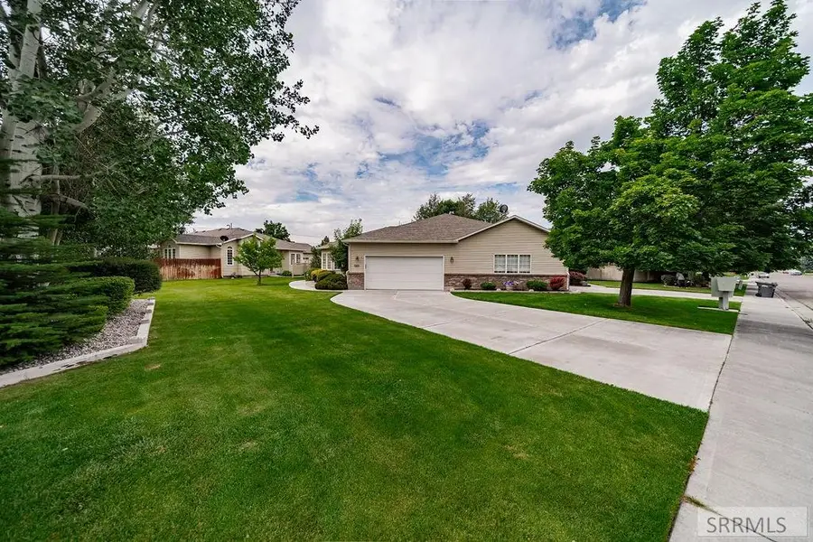 960 Escalante Avenue, Idaho Falls, ID 83404 - #2