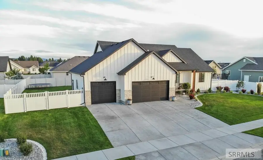 4900 Torcello Drive, Ammon, ID 83406 - #3