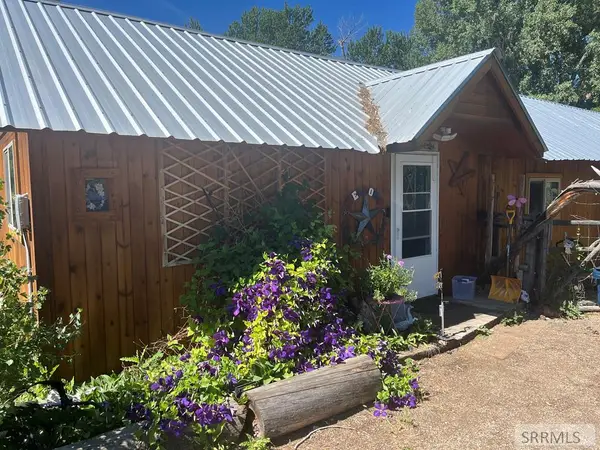 3 Red Rock Stage Road, SALMON, ID 83467