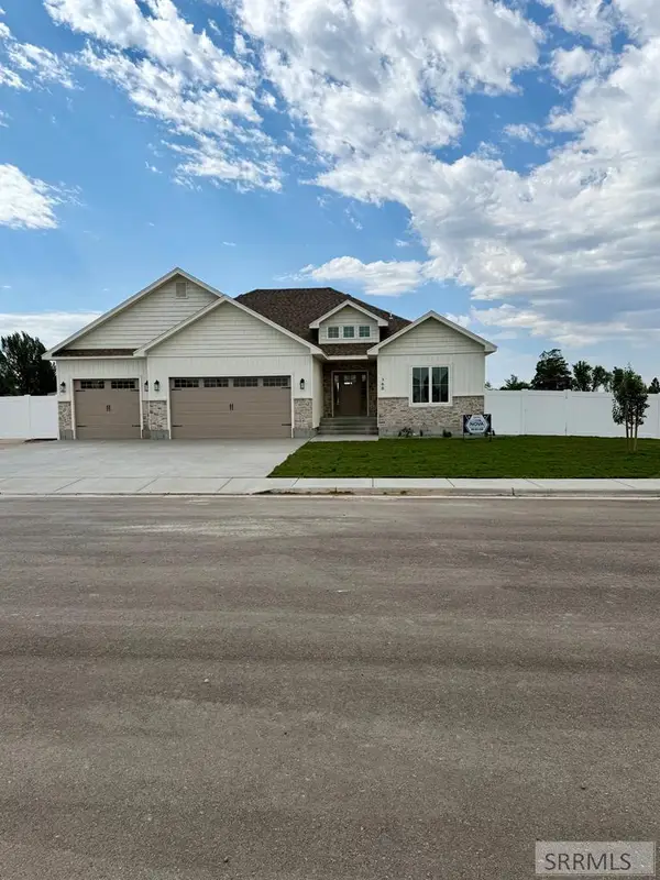 360 Meadow Walk Dr, SHELLEY, ID 83274