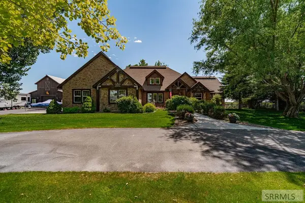 5763 17 S, IDAHO FALLS, ID 83402