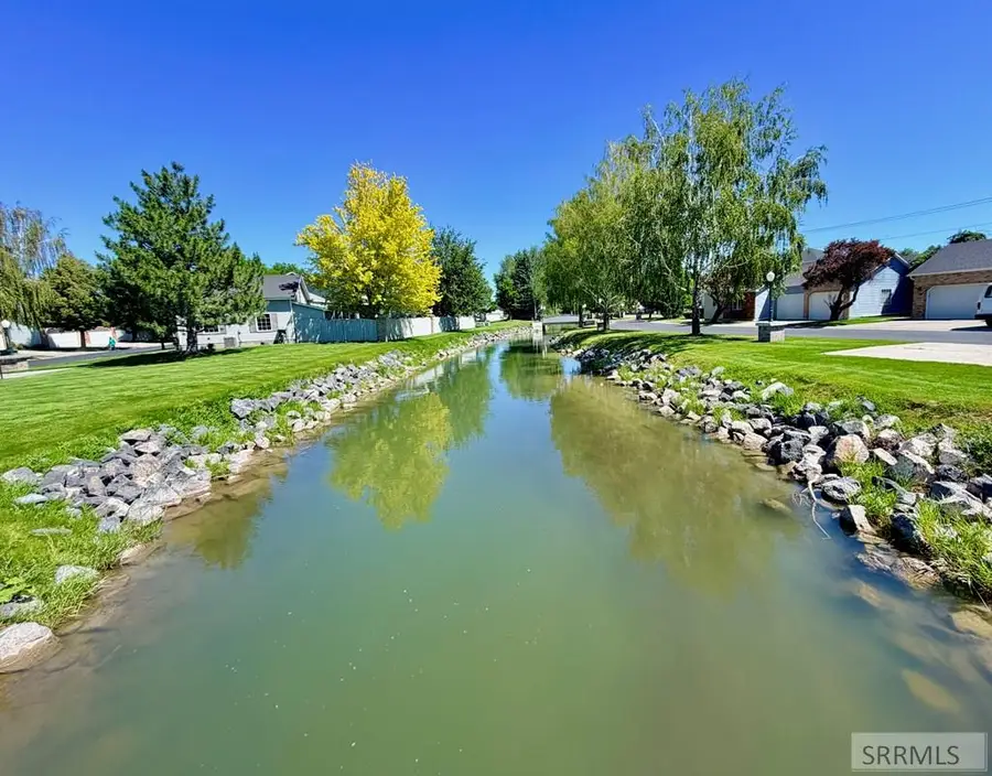 3164 Thayer Bridge Circle, Idaho Falls, ID 83402 - #3