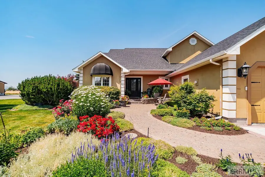 4225 5th W, Idaho Falls, ID 83401 - #3