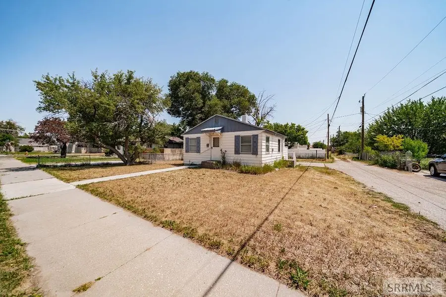 1849 Higbee Avenue, Idaho Falls, ID 83404 - #2