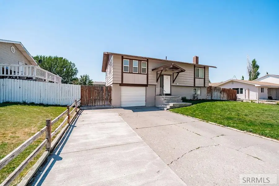 580 Flamingo Avenue, Shelley, ID 83274 - #3