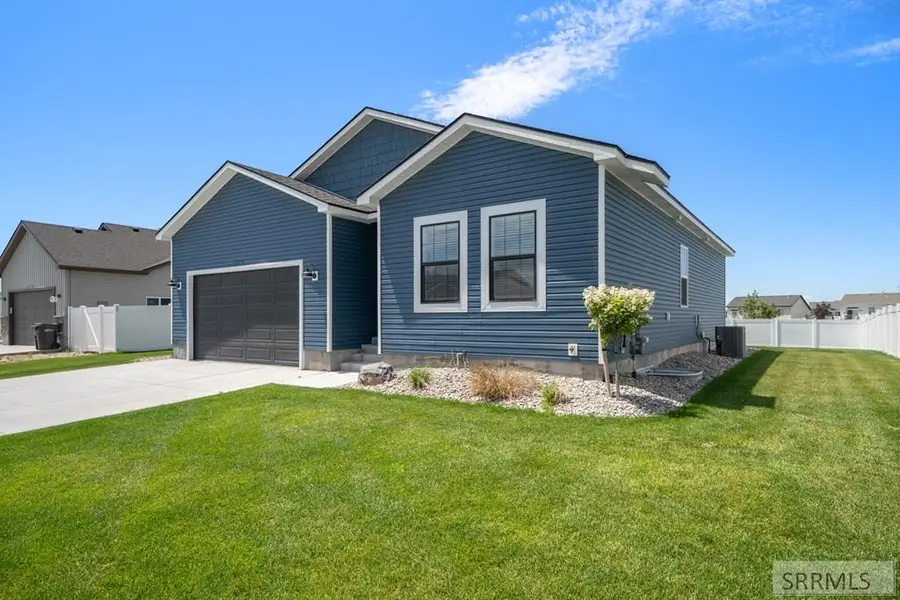 6890 Chapelle Avenue, Idaho Falls, ID 83402 - #2