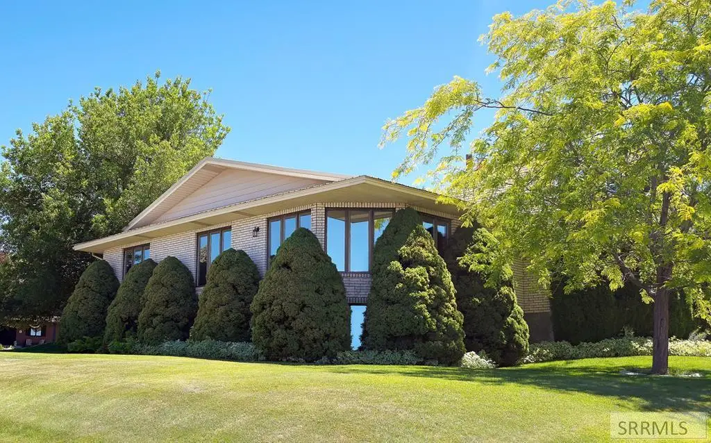 310 4th E, Rexburg, ID 83440 - #1