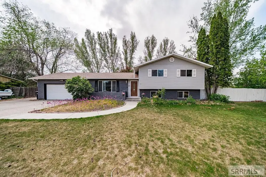 2090 Heather Lane, Ammon, ID 83406 - #2