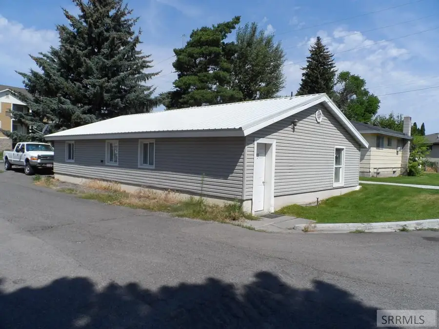 883 5th W, Rexburg, ID 83440 - #3