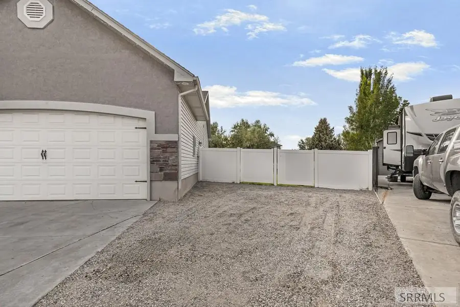 1297 Blueberry Trail, Blackfoot, ID 83221 - #3