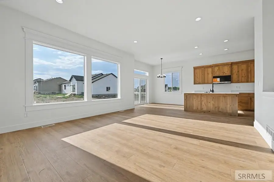6907 Bronson Drive, Idaho Falls, ID 83402 - #2