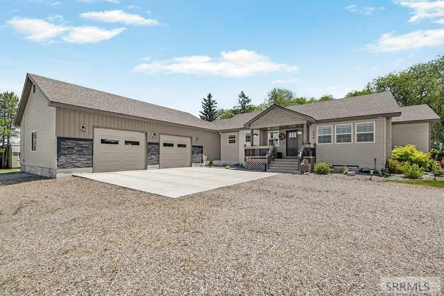 206 N 3600 E, Rigby, ID 83442 - #2