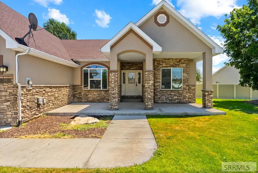 2690 Eastview Drive, Idaho Falls, ID 83401 - #3