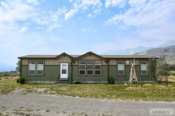 4522 Cottonwood Grove Rd, MACKAY, ID 83251