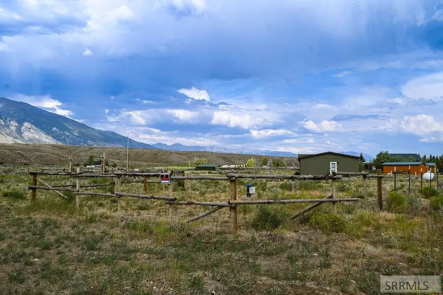 4522 Cottonwood Grove Rd, Mackay, ID 83251 - #3