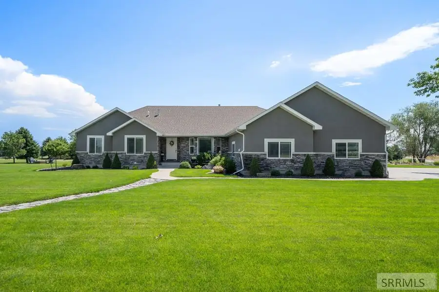 1449 600 E, Shelley, ID 83274 - #2