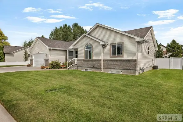 3864 John Adams Parkway, AMMON, ID 83406