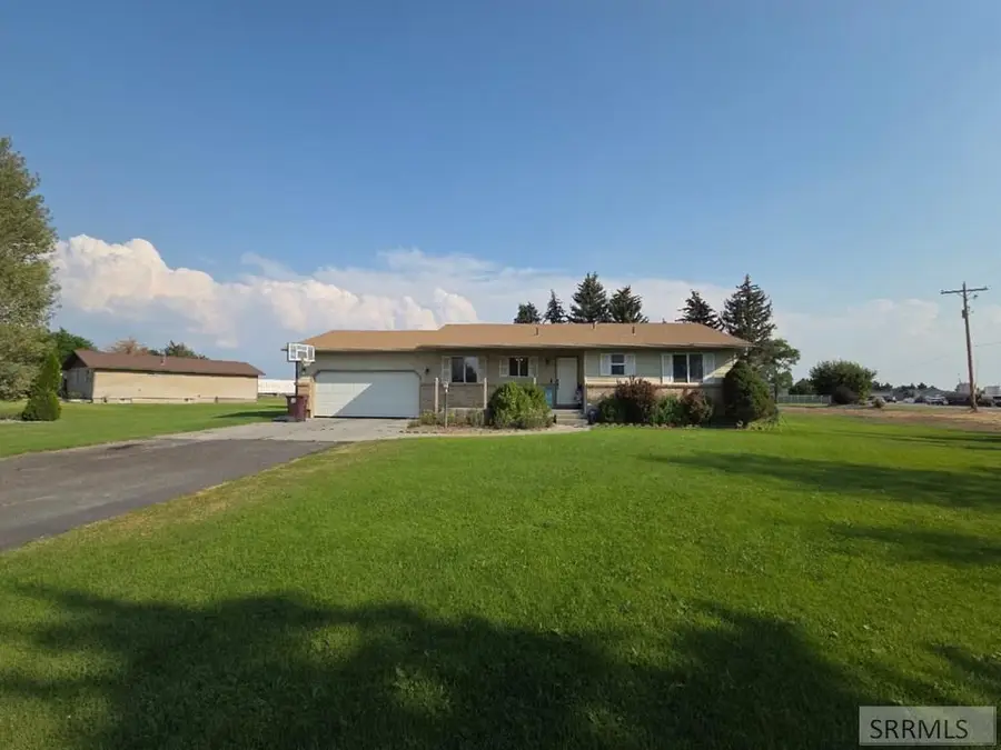 1073 125 S, Blackfoot, ID 83221 - #2