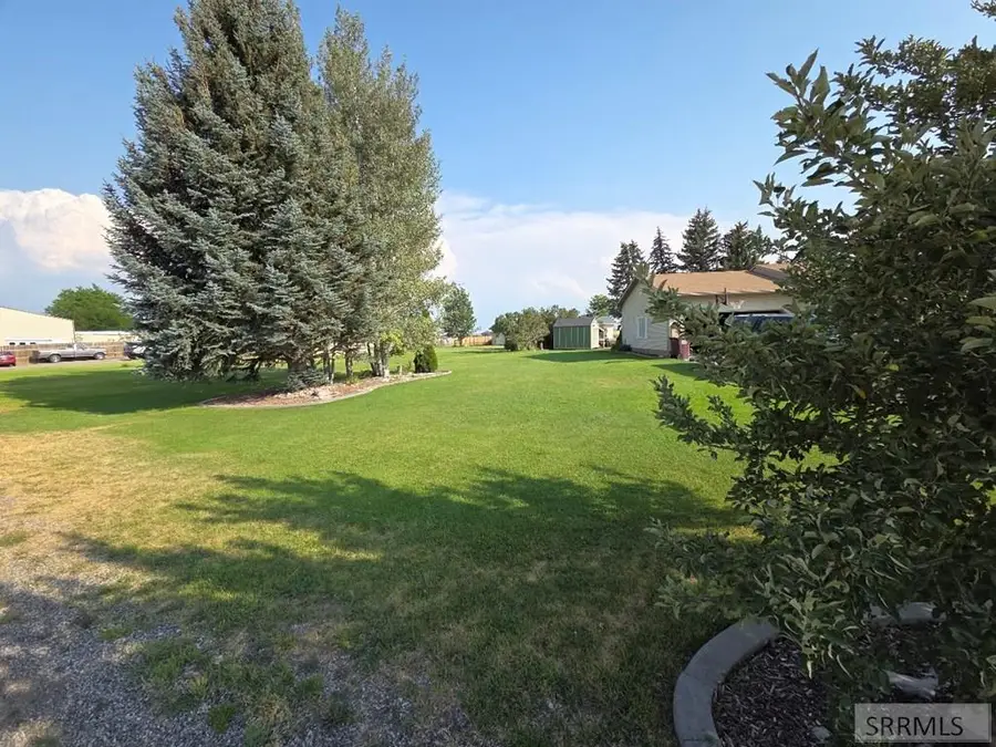 1073 125 S, Blackfoot, ID 83221 - #3
