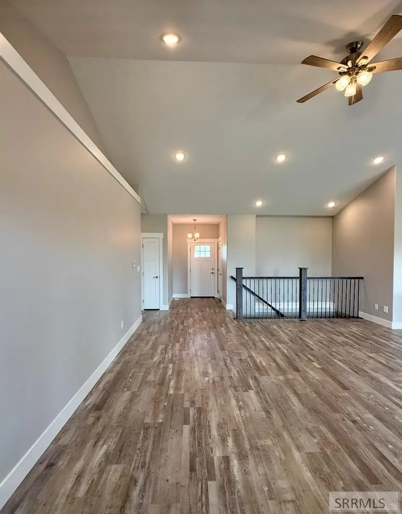1406 615 E, Shelley, ID 83274 - #2