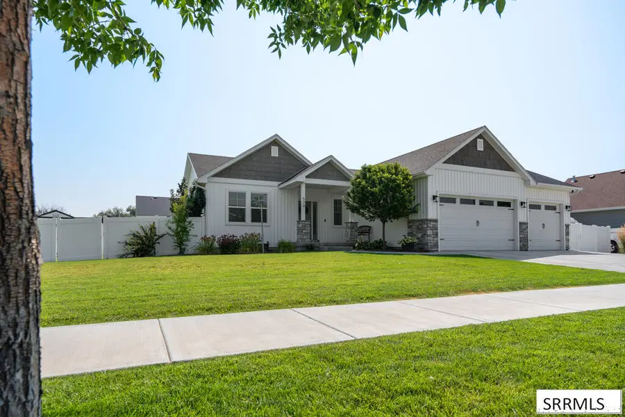 579 Periska Way, Idaho Falls, ID 83402 - #3