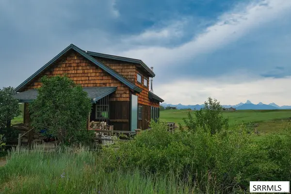 9355 Mountain View Drive, TETONIA, ID 83452