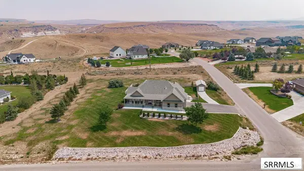 8065 Black Hawk Drive, IDAHO FALLS, ID 83406