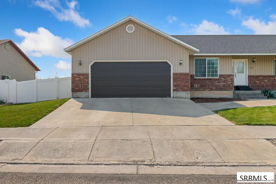 493 4th W, Rigby, ID 83422 - #2