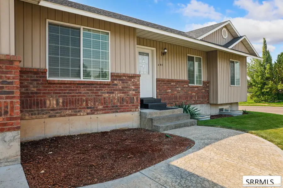 493 4th W, Rigby, ID 83422 - #3