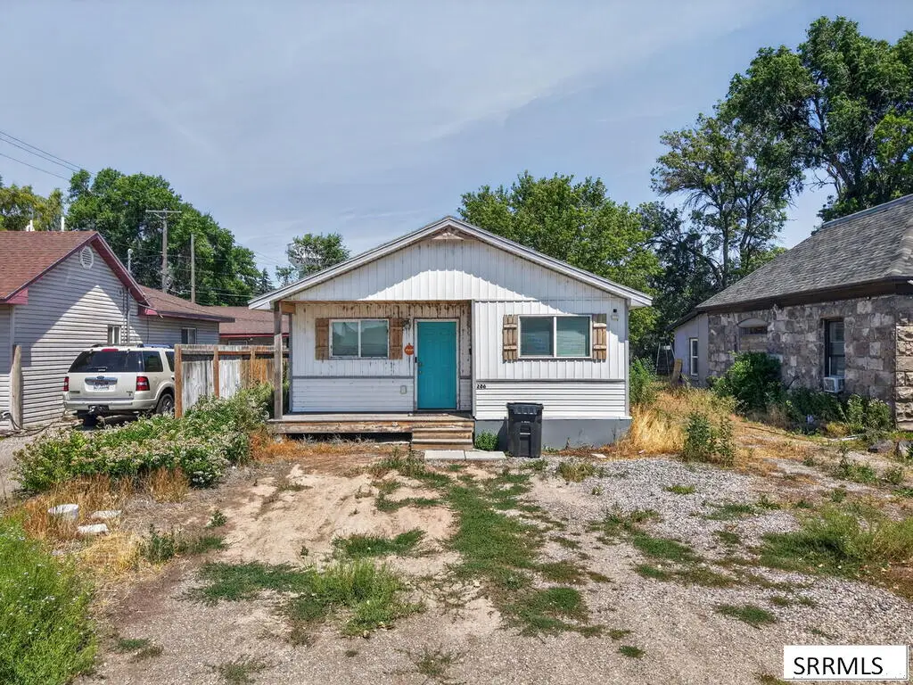 286 Hill Street, Idaho Falls, ID 83402 - #1