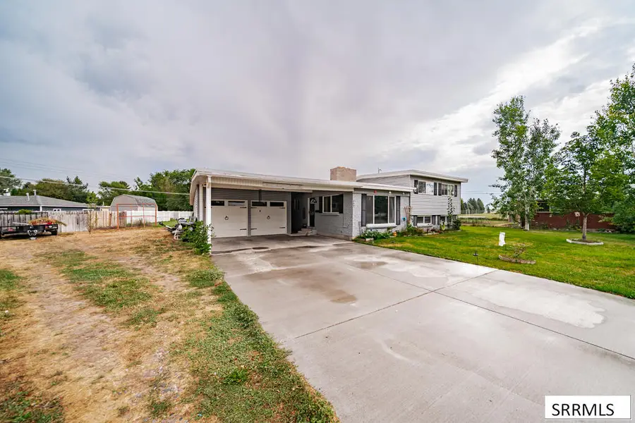 205 Jefferson Avenue, Blackfoot, ID 83221 - #2