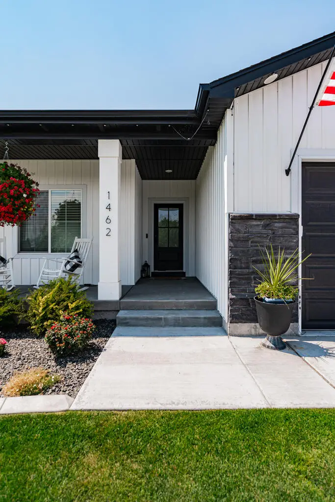 1462 N 805 E, Shelley, ID 83274 - #2