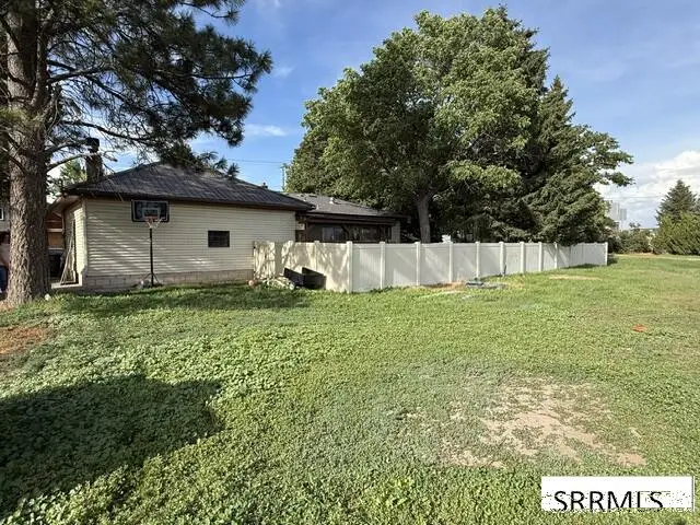 1295 Canyon Avenue, Idaho Falls, ID 83402 - #3