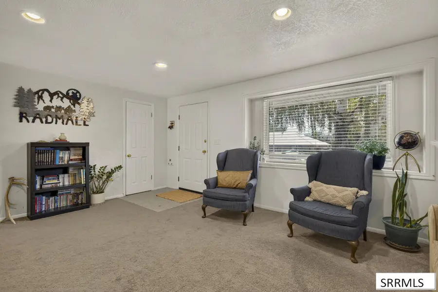 121 Mountain Drive, Pocatello, ID 83204 - #3