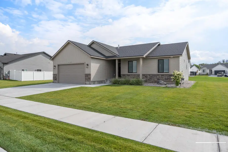 3187 Riata Lane, Ammon, ID 83406 - #2
