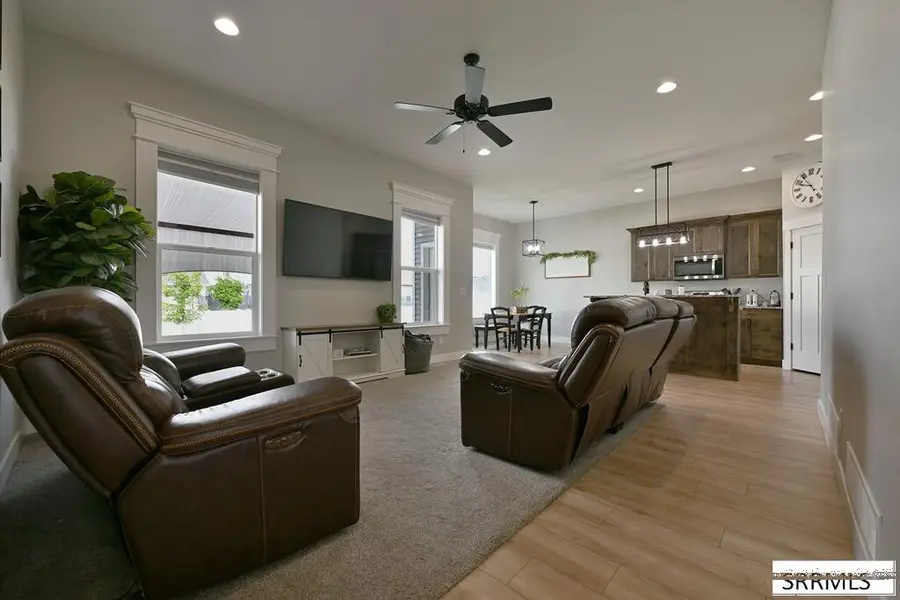 3903 Livingston Avenue, Idaho Falls, ID 83401 - #3